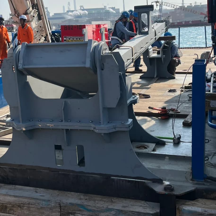 A Survey Pole, Prefabricated Ashore and Fitted in a Single Day