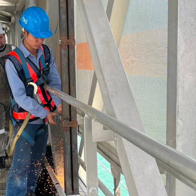 Aluminium Handrail Installation for Gangways 2
