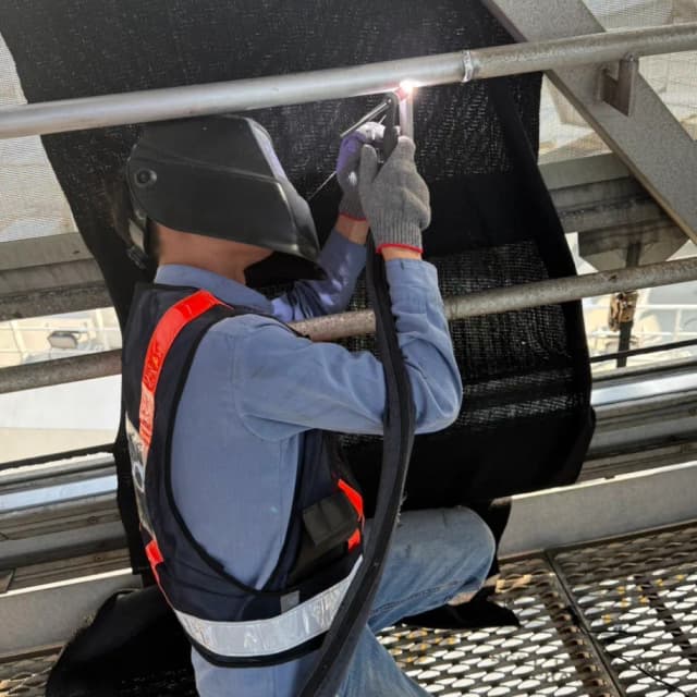 Aluminium Handrail Installation for Gangways 4